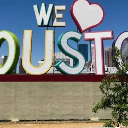 Home Away From Home-Cozy 2 Bdrm Condo/Med Cntr/Nrg Houston Extérieur photo